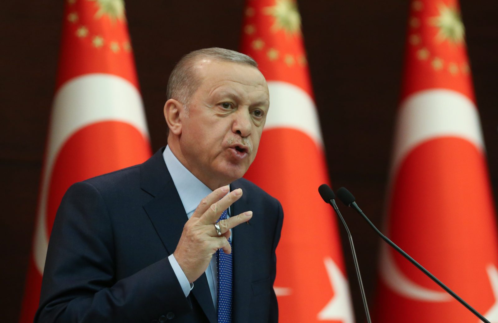 Erdogan’s Turkey Targets Remaining Media Critics