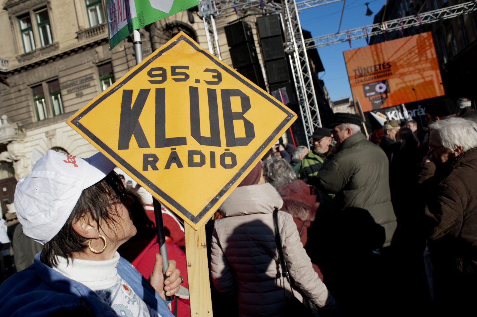Independent Radio Silenced in Hungary